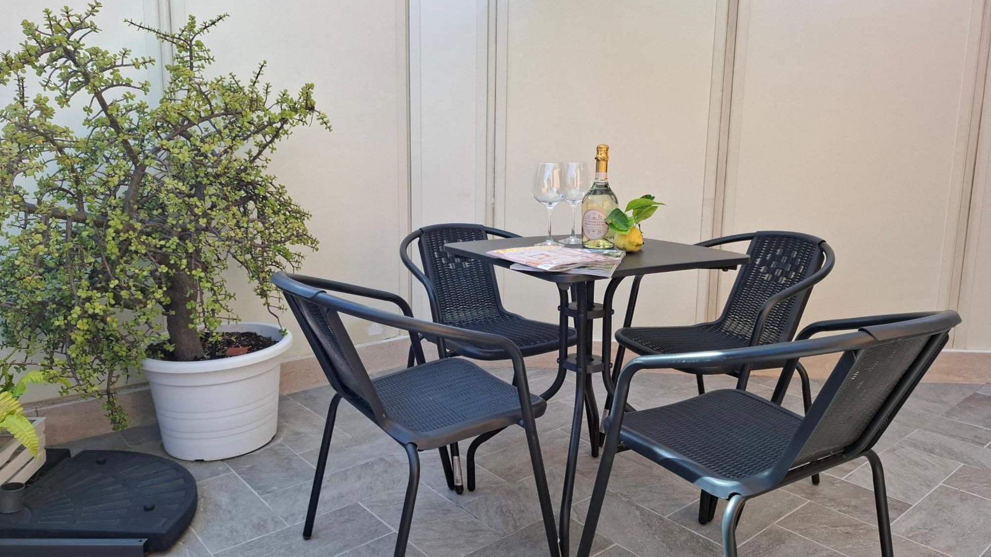 Famacri Home Rome Buitenkant foto
